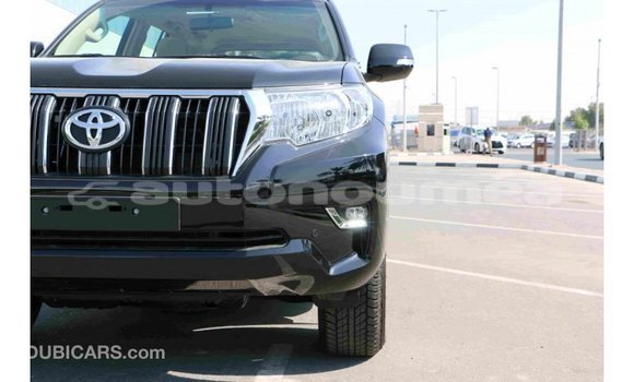Acheter Import Voiture Toyota Prado Noir à Import - Dubai, Iles Acheter Import Voiture Toyota Prado Noir à Import - Dubai, Iles