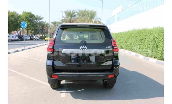 Acheter Import Voiture Toyota Prado Noir à Import - Dubai, Iles Acheter Import Voiture Toyota Prado Noir à Import - Dubai, Iles