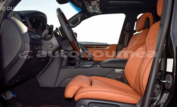 Acheter Import Voiture Lexus LX Noir à Import - Dubai, Iles Acheter Import Voiture Lexus LX Noir à Import - Dubai, Iles