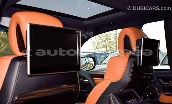 Acheter Import Voiture Lexus LX Noir à Import - Dubai, Iles Acheter Import Voiture Lexus LX Noir à Import - Dubai, Iles