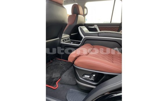Acheter Import Voiture Toyota Land Cruiser Noir à Import - Dubai, Iles Acheter Import Voiture Toyota Land Cruiser Noir à Import - Dubai, Iles