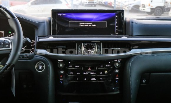 Acheter Import Voiture Lexus LX Bleu à Import - Dubai, Iles Acheter Import Voiture Lexus LX Bleu à Import - Dubai, Iles