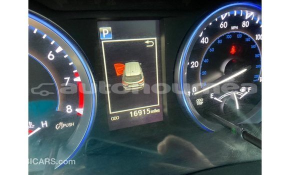 Acheter Import Voiture Toyota Highlander Noir à Import - Dubai, Iles Acheter Import Voiture Toyota Highlander Noir à Import - Dubai, Iles