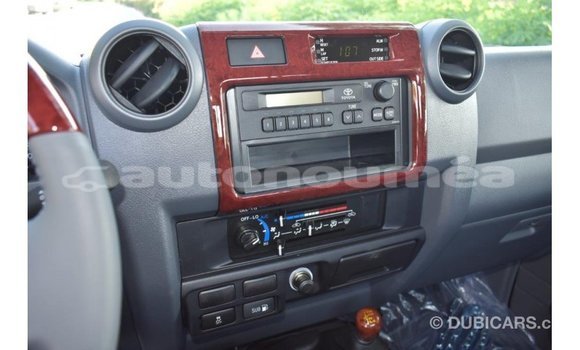 Acheter Import Voiture Toyota Land Cruiser Autre à Import - Dubai, Iles Acheter Import Voiture Toyota Land Cruiser Autre à Import - Dubai, Iles