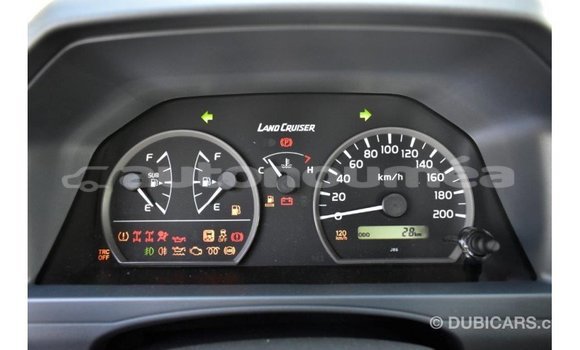 Acheter Import Voiture Toyota Land Cruiser Autre à Import - Dubai, Iles Acheter Import Voiture Toyota Land Cruiser Autre à Import - Dubai, Iles