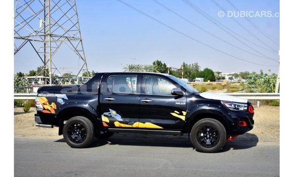 Acheter Import Voiture Toyota Hilux Noir à Import - Dubai, Iles Acheter Import Voiture Toyota Hilux Noir à Import - Dubai, Iles