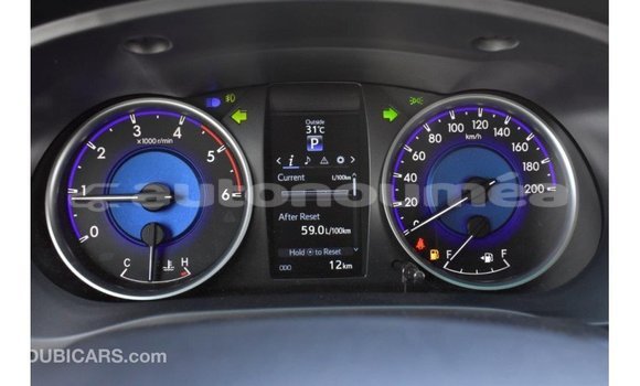 Acheter Import Voiture Toyota Hilux Noir à Import - Dubai, Iles Acheter Import Voiture Toyota Hilux Noir à Import - Dubai, Iles