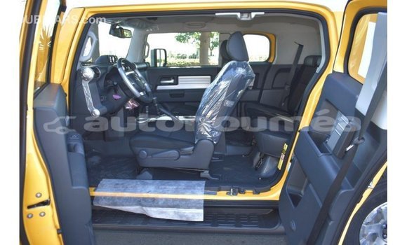 Acheter Import Voiture Toyota FJ Cruiser Autre à Import - Dubai, Iles Acheter Import Voiture Toyota FJ Cruiser Autre à Import - Dubai, Iles