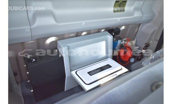 Acheter Import Voiture Toyota Land Cruiser Autre à Import - Dubai, Iles Acheter Import Voiture Toyota Land Cruiser Autre à Import - Dubai, Iles