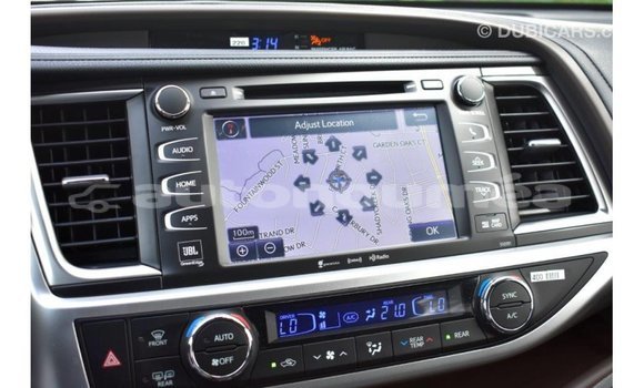 Acheter Import Voiture Toyota Highlander Noir à Import - Dubai, Iles Acheter Import Voiture Toyota Highlander Noir à Import - Dubai, Iles