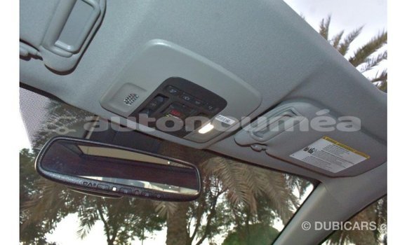 Acheter Import Voiture Toyota Camry Blanc à Import - Dubai, Iles Acheter Import Voiture Toyota Camry Blanc à Import - Dubai, Iles