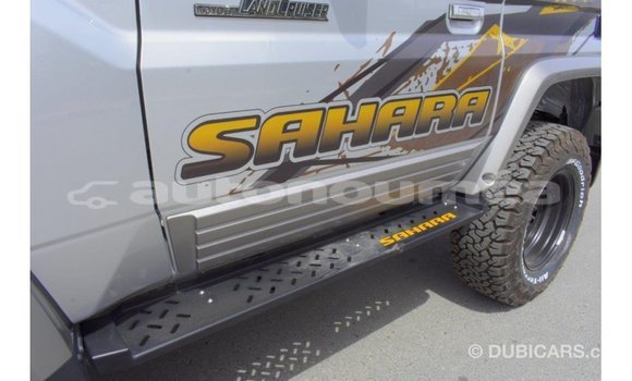 Acheter Import Voiture Toyota Land Cruiser Autre à Import - Dubai, Iles Acheter Import Voiture Toyota Land Cruiser Autre à Import - Dubai, Iles