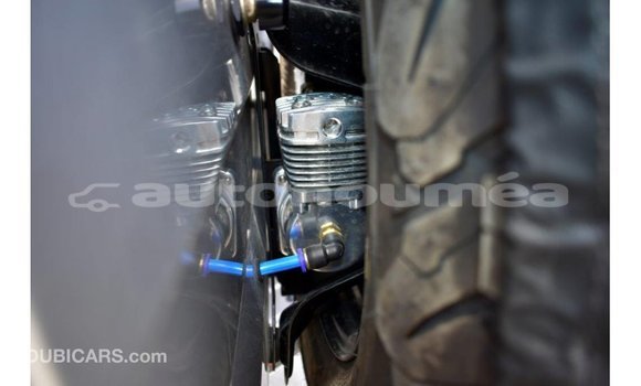 Acheter Import Voiture Toyota Land Cruiser Autre à Import - Dubai, Iles Acheter Import Voiture Toyota Land Cruiser Autre à Import - Dubai, Iles