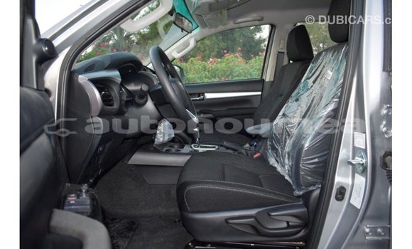 Acheter Import Voiture Toyota Hilux Autre à Import - Dubai, Iles Acheter Import Voiture Toyota Hilux Autre à Import - Dubai, Iles