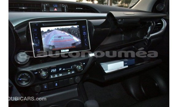 Acheter Import Voiture Toyota Hilux Autre à Import - Dubai, Iles Acheter Import Voiture Toyota Hilux Autre à Import - Dubai, Iles