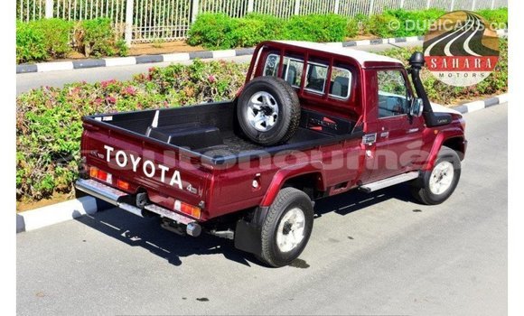 Buy Import Toyota Land Cruiser Red Car in Import - Dubai in Iles Buy Import Toyota Land Cruiser Red Car in Import - Dubai in Iles