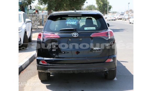 Acheter Import Voiture Toyota RAV4 Noir à Import - Dubai, Iles Acheter Import Voiture Toyota RAV4 Noir à Import - Dubai, Iles