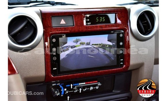Acheter Import Voiture Toyota Land Cruiser Autre à Import - Dubai, Iles Acheter Import Voiture Toyota Land Cruiser Autre à Import - Dubai, Iles