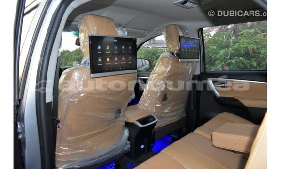 Acheter Import Voiture Toyota Fortuner Autre à Import - Dubai, Iles Acheter Import Voiture Toyota Fortuner Autre à Import - Dubai, Iles