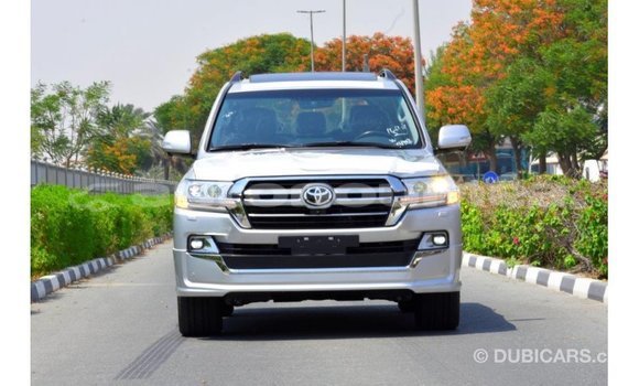Acheter Import Voiture Toyota Land Cruiser Autre à Import - Dubai, Iles Acheter Import Voiture Toyota Land Cruiser Autre à Import - Dubai, Iles
