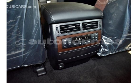 Acheter Import Voiture Toyota Land Cruiser Autre à Import - Dubai, Iles Acheter Import Voiture Toyota Land Cruiser Autre à Import - Dubai, Iles