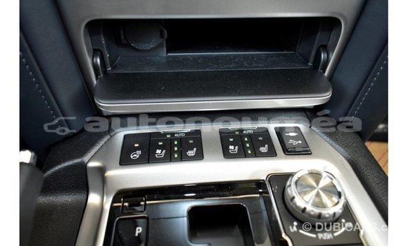Acheter Import Voiture Toyota Land Cruiser Autre à Import - Dubai, Iles Acheter Import Voiture Toyota Land Cruiser Autre à Import - Dubai, Iles