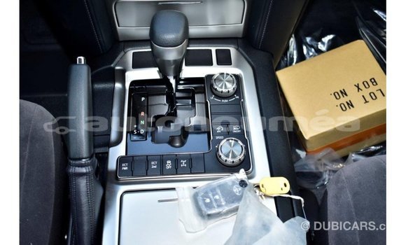 Buy Import Toyota Land Cruiser Black Car in Import - Dubai in Iles Buy Import Toyota Land Cruiser Black Car in Import - Dubai in Iles