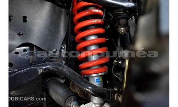 Acheter Import Voiture Toyota Hilux Noir à Import - Dubai, Iles Acheter Import Voiture Toyota Hilux Noir à Import - Dubai, Iles