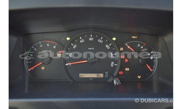 Acheter Import Voiture Toyota Coaster Blanc à Import - Dubai, Iles Acheter Import Voiture Toyota Coaster Blanc à Import - Dubai, Iles