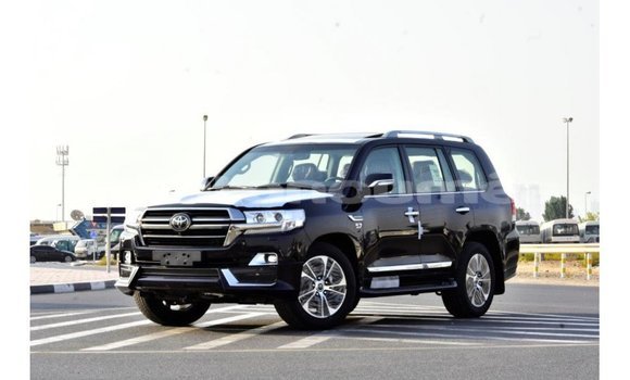 Acheter Import Voiture Toyota Land Cruiser Noir à Import - Dubai, Iles Acheter Import Voiture Toyota Land Cruiser Noir à Import - Dubai, Iles
