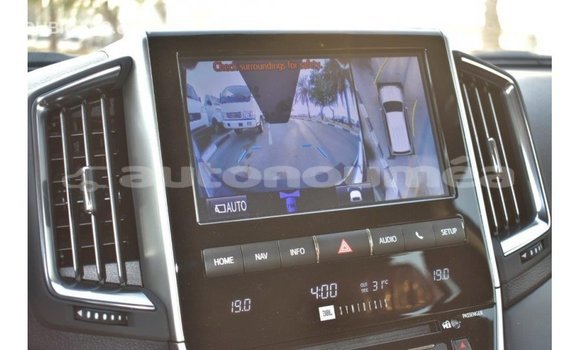 Acheter Import Voiture Toyota Land Cruiser Noir à Import - Dubai, Iles Acheter Import Voiture Toyota Land Cruiser Noir à Import - Dubai, Iles