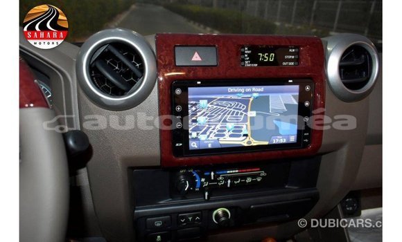 Buy Import Toyota Land Cruiser Other Car in Import - Dubai in Iles Buy Import Toyota Land Cruiser Other Car in Import - Dubai in Iles