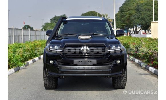 Acheter Import Voiture Toyota Land Cruiser Noir à Import - Dubai, Iles Acheter Import Voiture Toyota Land Cruiser Noir à Import - Dubai, Iles