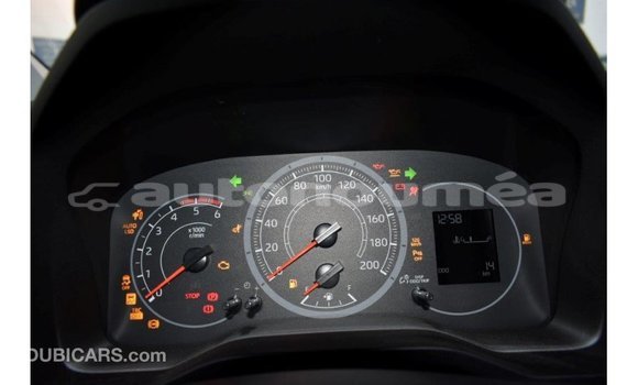 Acheter Import Voiture Toyota Hiace Blanc à Import - Dubai, Iles Acheter Import Voiture Toyota Hiace Blanc à Import - Dubai, Iles