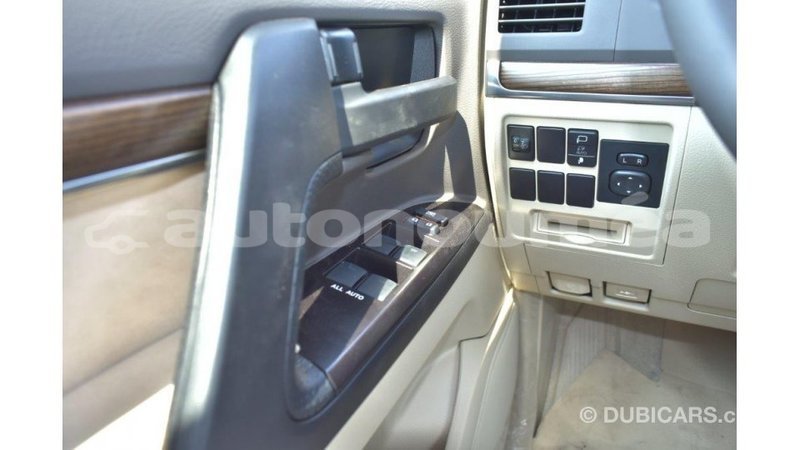 Big with watermark toyota land cruiser iles import dubai 2258