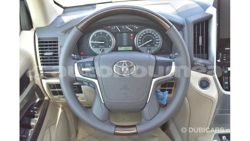 Big with watermark toyota land cruiser iles import dubai 2258