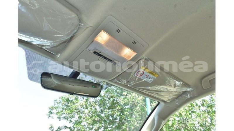 Big with watermark toyota land cruiser iles import dubai 2258