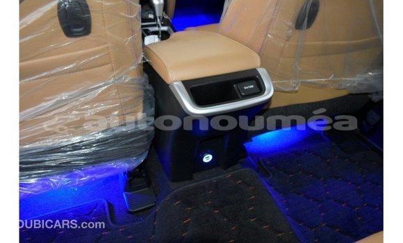 Acheter Import Voiture Toyota Fortuner Blanc à Import - Dubai, Iles Acheter Import Voiture Toyota Fortuner Blanc à Import - Dubai, Iles