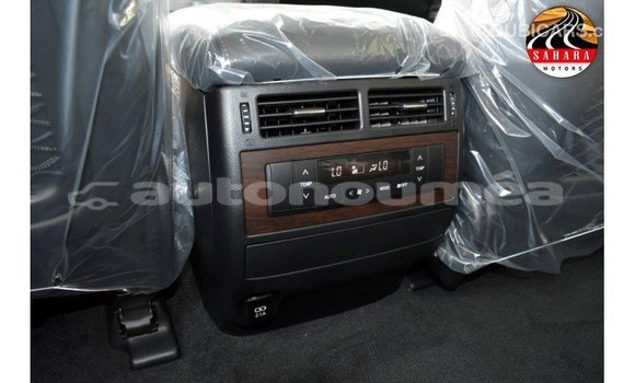 Acheter Import Voiture Toyota Land Cruiser Noir à Import - Dubai, Iles Acheter Import Voiture Toyota Land Cruiser Noir à Import - Dubai, Iles