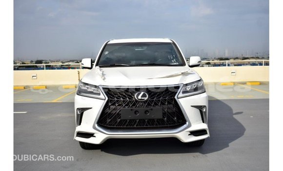 Buy Import Lexus LX White Car in Import - Dubai in Iles Buy Import Lexus LX White Car in Import - Dubai in Iles