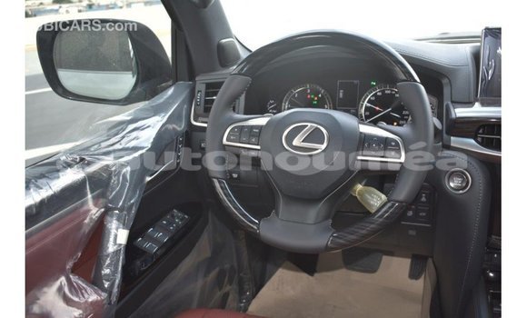 Buy Import Lexus LX White Car in Import - Dubai in Iles Buy Import Lexus LX White Car in Import - Dubai in Iles