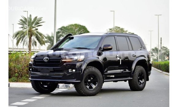 Buy Import Toyota Land Cruiser Black Car in Import - Dubai in Iles Buy Import Toyota Land Cruiser Black Car in Import - Dubai in Iles