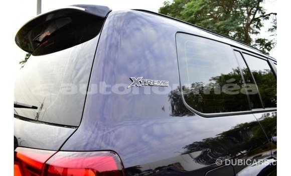 Buy Import Toyota Land Cruiser Black Car in Import - Dubai in Iles Buy Import Toyota Land Cruiser Black Car in Import - Dubai in Iles
