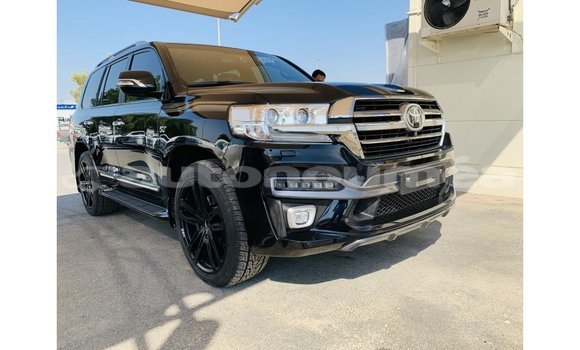 Acheter Import Voiture Toyota Land Cruiser Noir à Import - Dubai, Iles Acheter Import Voiture Toyota Land Cruiser Noir à Import - Dubai, Iles