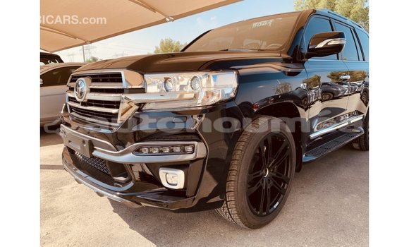 Acheter Import Voiture Toyota Land Cruiser Noir à Import - Dubai, Iles Acheter Import Voiture Toyota Land Cruiser Noir à Import - Dubai, Iles