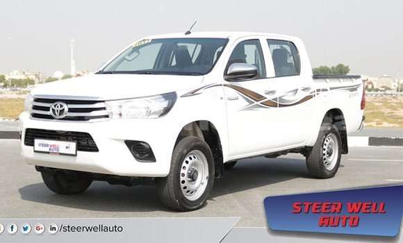 Acheter Import Voiture Toyota Hilux Blanc à Import - Dubai, Iles Acheter Import Voiture Toyota Hilux Blanc à Import - Dubai, Iles