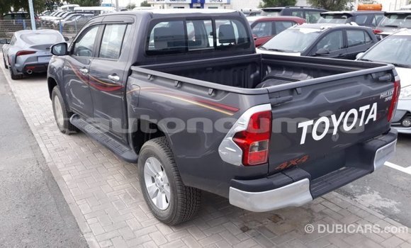 Buy Import Toyota Hilux Other Car in Import - Dubai in Iles Buy Import Toyota Hilux Other Car in Import - Dubai in Iles