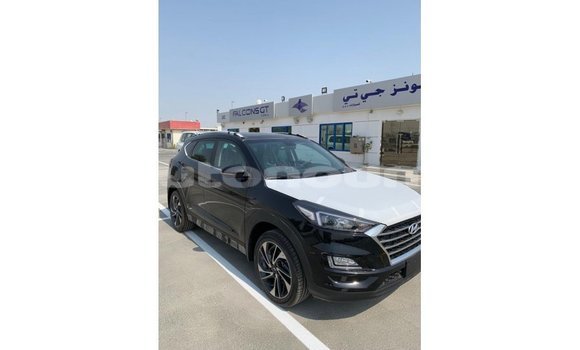 Acheter Import Voiture Hyundai Tucson Noir à Import - Dubai, Iles Acheter Import Voiture Hyundai Tucson Noir à Import - Dubai, Iles