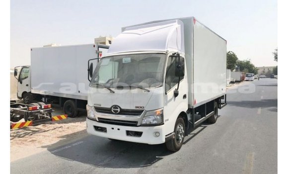 Medium with watermark hino 300 series iles import dubai 2296
