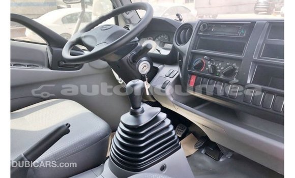 Buy Import Hino 300 Series White Truck in Import - Dubai in Iles Buy Import Hino 300 Series White Truck in Import - Dubai in Iles